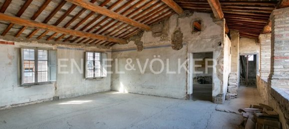 3 Schlafzimmer Wohnung in Siena, Italy, Nr. 352636 4