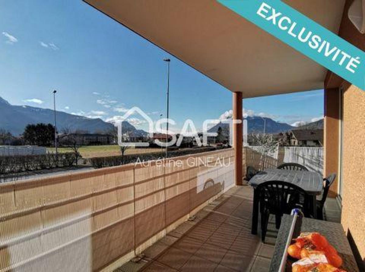 Квартира с 2 спальнями в Клюз, Франция № 26350