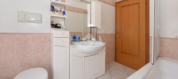 3 rooms Apartment in Sestu, Italy No. 306327 12