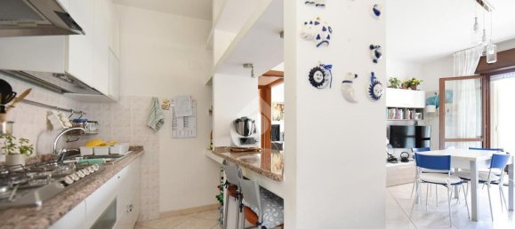 3 rooms Apartment in Sestu, Italy No. 306327 4