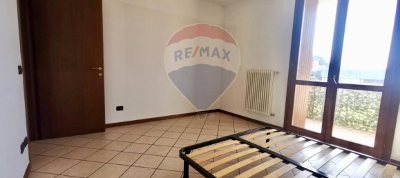 2 rooms Apartment in Seriate, Italy No. 30703 9