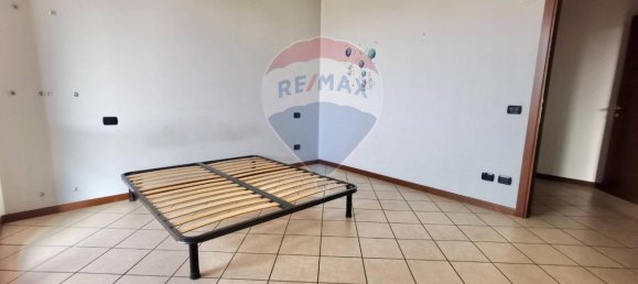 2 rooms Apartment in Seriate, Italy No. 30703 7
