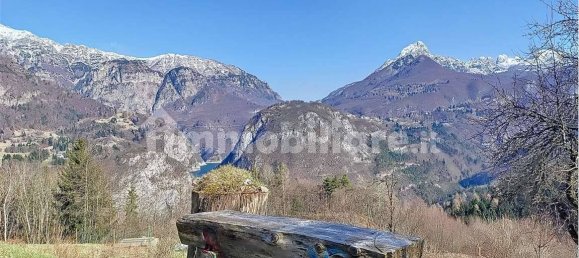 Apartamento T2 em Vallarsa, Italy N.º 216248 10