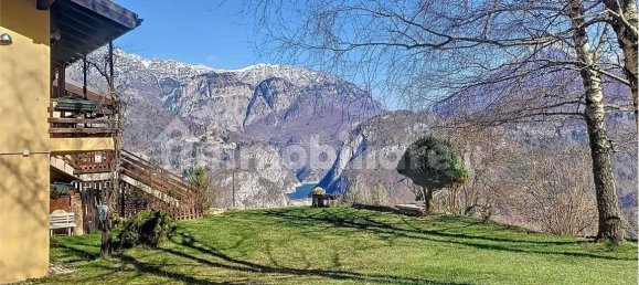 Apartamento T2 em Vallarsa, Italy N.º 216248 9