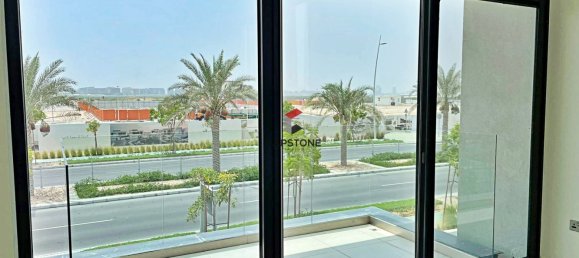 4 bedrooms Villa in Yas Island, UAE No. 4906 9