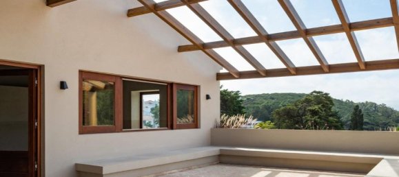 361m² Commercial property in Cascais, Portugal No. 144074 5