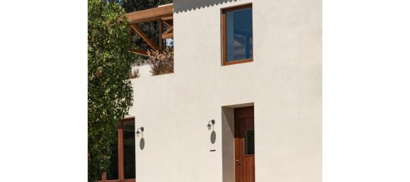 361m² Commercial property in Cascais, Portugal No. 144074 8