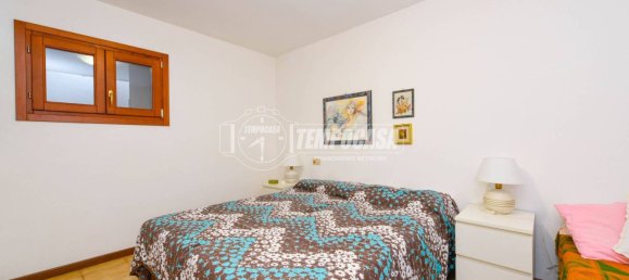Apartamento de 3 dormitorios en Villanuova sul Clisi, Italy No. 299764 36