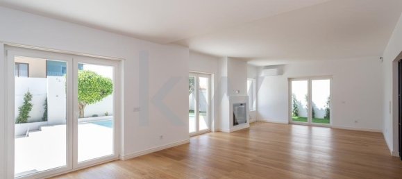 5 bedrooms Townhouse in Cascais, Portugal No. 92423 18