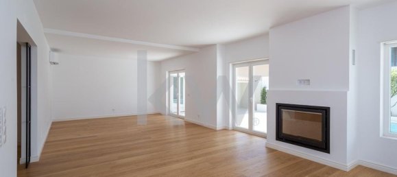 5 bedrooms Townhouse in Cascais, Portugal No. 92423 17