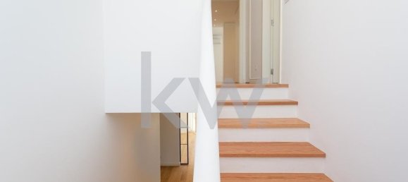 5 bedrooms Townhouse in Cascais, Portugal No. 92423 24