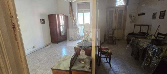 2 bedrooms House in Floridia, Italy No. 169952 4