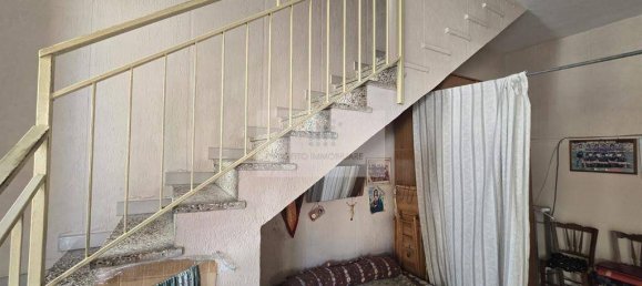 2 bedrooms House in Floridia, Italy No. 169952 3