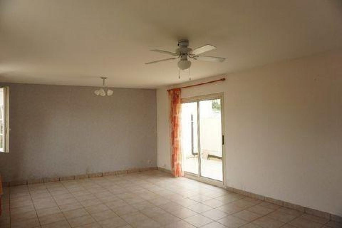 4 bedrooms House in Saumur, France No. 29094