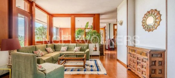 3 bedrooms Villa in Maser, Italy No. 302527 2