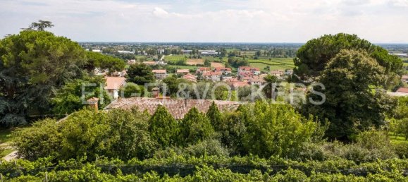 3 bedrooms Villa in Maser, Italy No. 302527 13