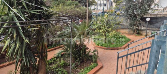 Квартира с 4 спальнями в Палермо, Италия № 115301 3