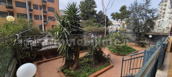 Квартира с 4 спальнями в Палермо, Италия № 115301 2