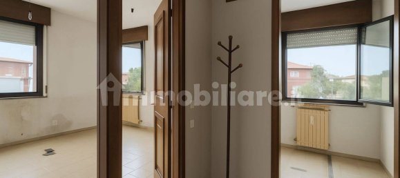 Escritório de 3 divisões em Leno, Italy N.º 347553 6