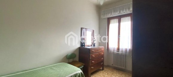 5 rooms Apartment in Bucine, Italy No. 125563 8
