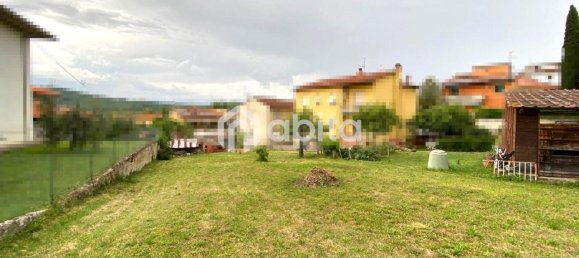 5 rooms Apartment in Bucine, Italy No. 125563 2