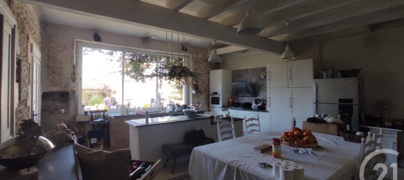 3 bedrooms House in Thezac, France No. 100872 6