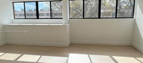 terreno en venta en Miami, Miami-Dade, Florida, USA № 615818 13