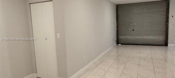 terreno en venta en Miami, Miami-Dade, Florida, USA № 615818 3