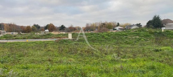 491m² Land in Loir-et-Cher, France No. 76651 2