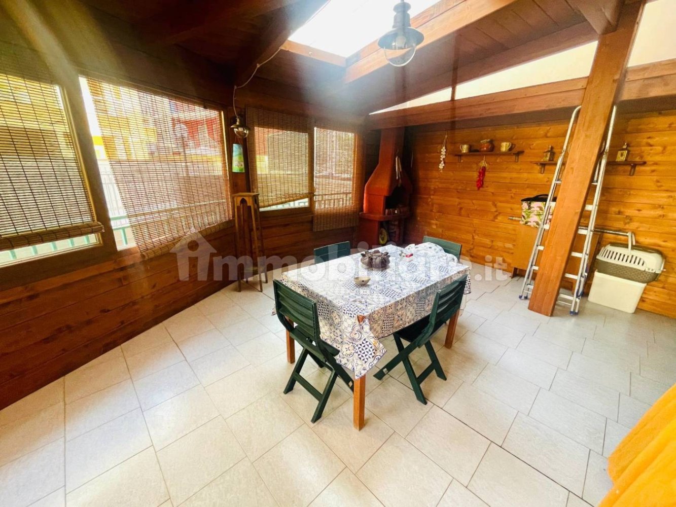 Apartamento de 2 dormitorios en Valenzano, Italy No. 26171