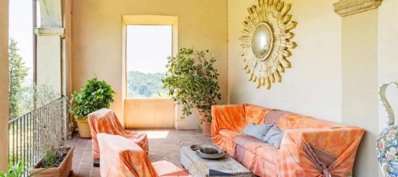 9 bedrooms Villa in Lucca, Italy No. 546 9