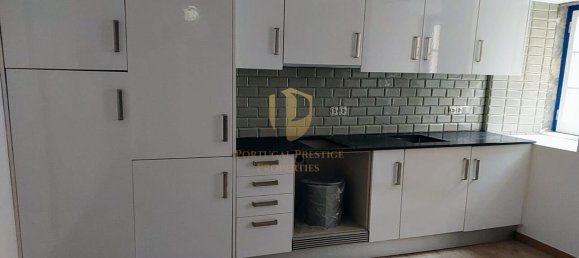 بناية في Lisbon, Portugal 180متر مربع رقم 128888 32