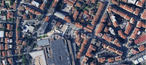 1 room Warehouse in Florence, Italy No. 331212 8