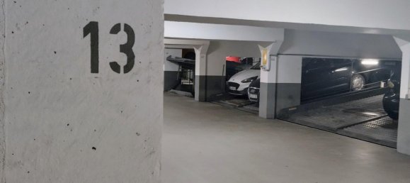 Parking à Wilmersdorf, Germany No. 271448 2