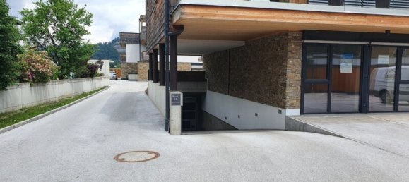 Garage in Worgl, Austria No. 194805 3