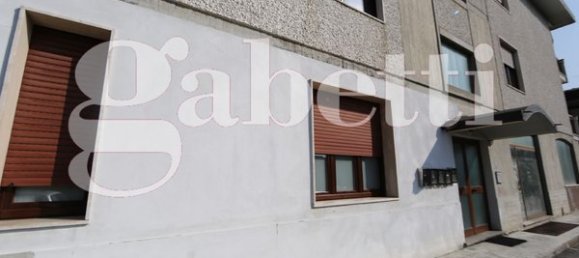  Garage in Busto Arsizio, Italy No. 8280 7