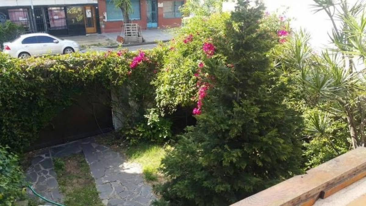 4 bedrooms House in Buenos Aires, Argentina No. 82337