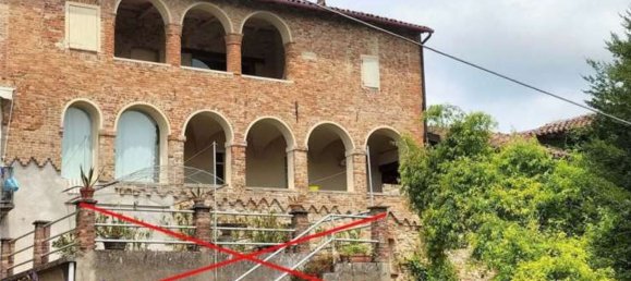 Studio in Ozzano Monferrato, Italy No. 286628 8