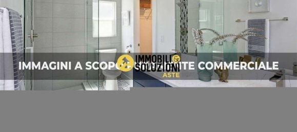 Apartamento de 4 habitaciónes en Ronsecco, Italy No. 51283 5