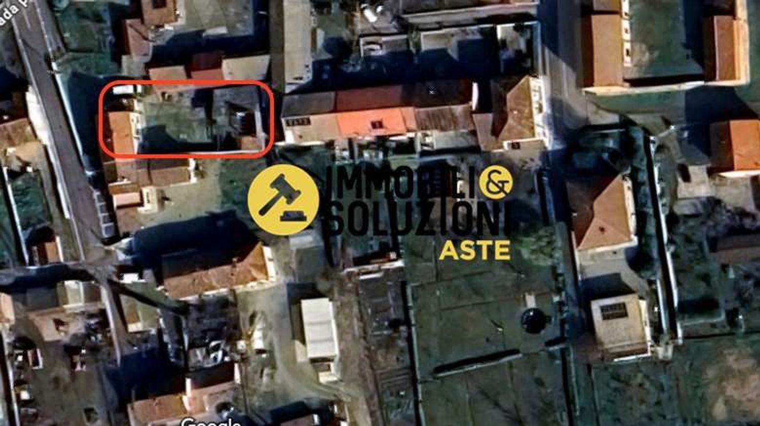 Apartamento de 4 habitaciónes en Ronsecco, Italy No. 51283