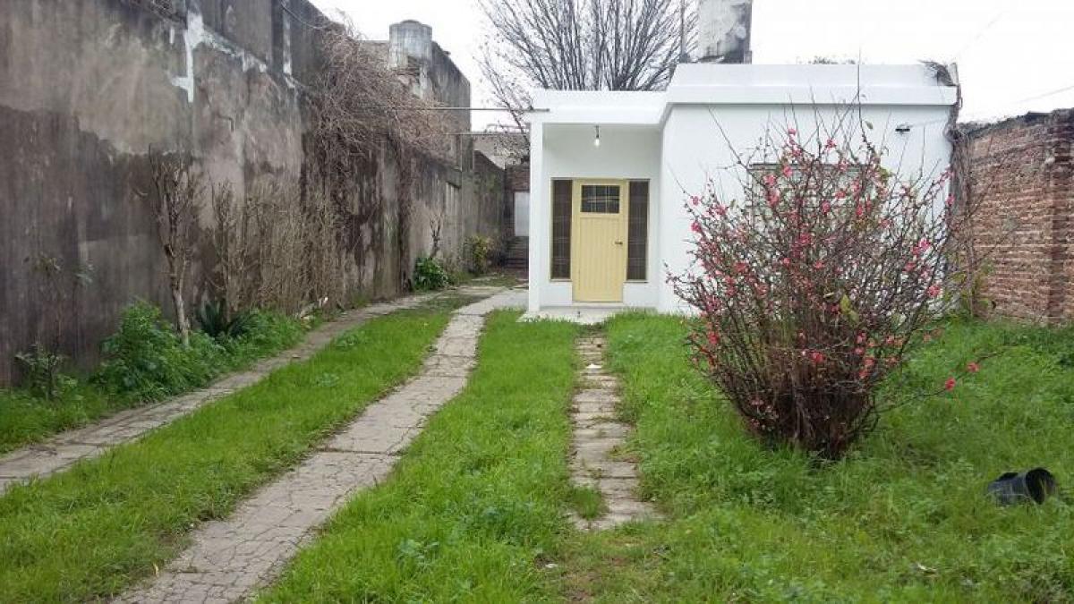 Studio in General San Martin, Argentina No. 18157