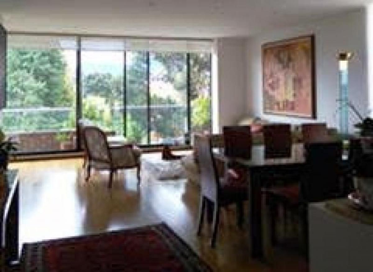 Дом с 3 спальнями в Богота, Колумбия № 10319