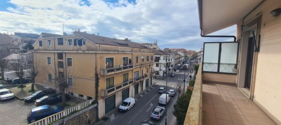 3 rooms Apartment in Vibo Valentia, Italy No. 140248 10