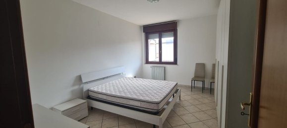 3 rooms Apartment in Vibo Valentia, Italy No. 140248 2