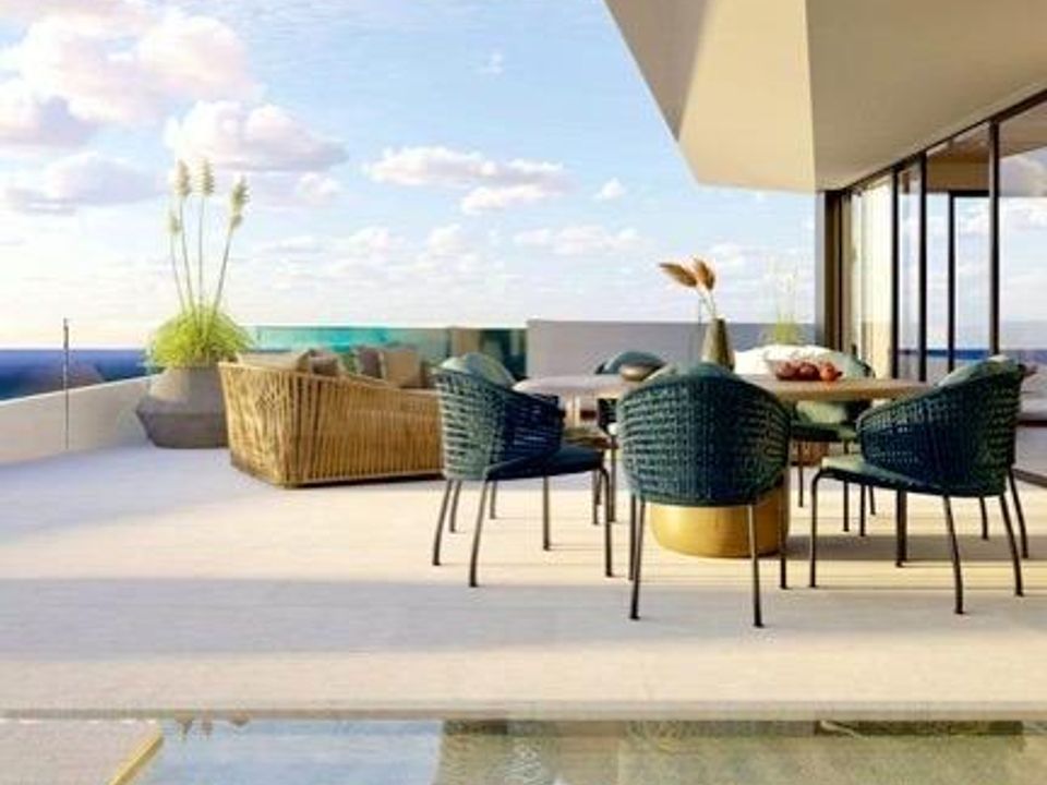 3 bedrooms Office in Fuengirola, Spain No. 279682