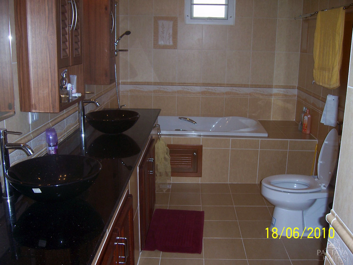 4 bedrooms Cafe / restaurant in Pattaya, Thailand No. 1336