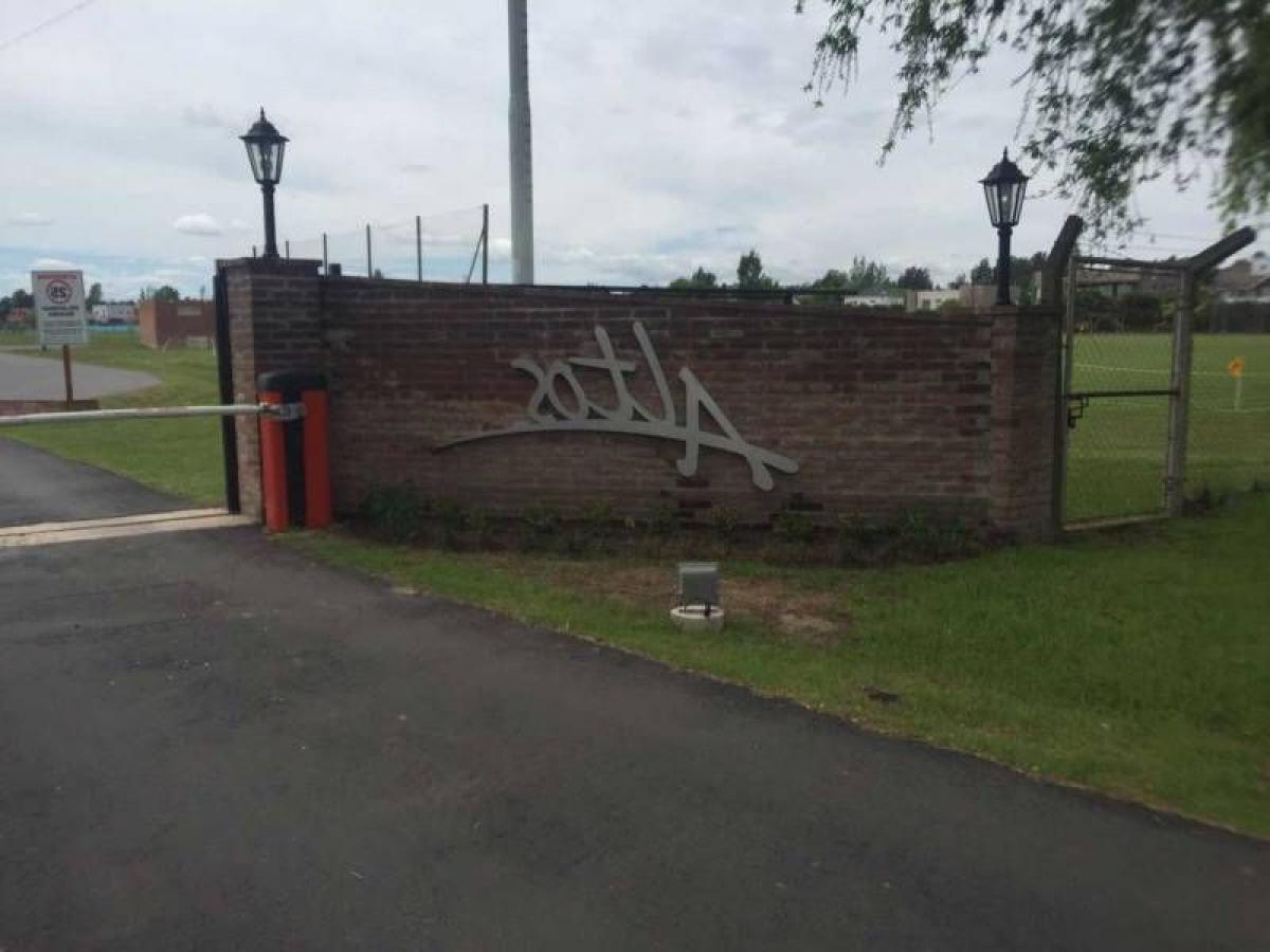  قطعة أرض في Pilar, Argentina رقم 36673