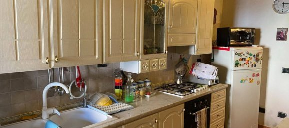 3 rooms House in Caorso, Italy No. 165461 2