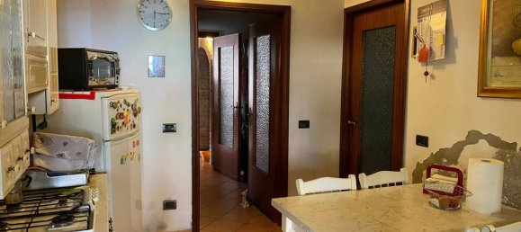 3 rooms House in Caorso, Italy No. 165461 3