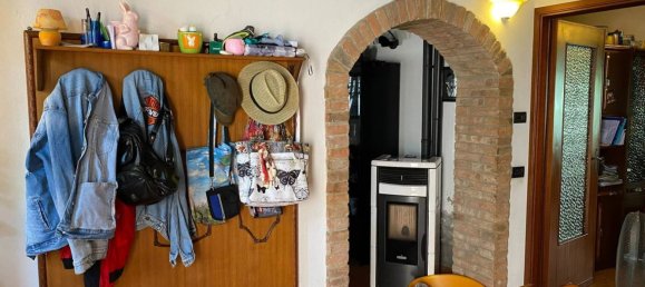 3 rooms House in Caorso, Italy No. 165461 10
